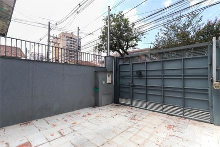 Casa à venda com 151m², 2 quartos e 2 vagas