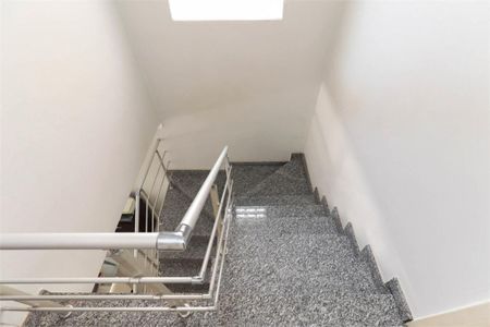 Casa à venda com 151m², 2 quartos e 2 vagas