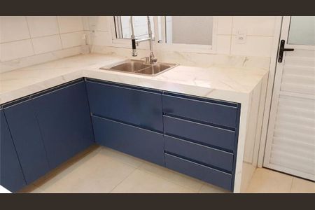 Casa à venda com 138m², 2 quartos e 3 vagas