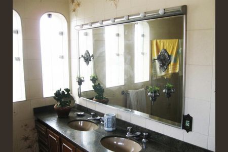 Casa à venda com 600m², 4 quartos e 5 vagas