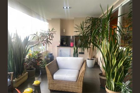 Apartamento à venda com 188m², 3 quartos e 3 vagas