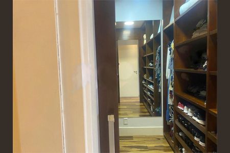 Apartamento à venda com 188m², 3 quartos e 3 vagas