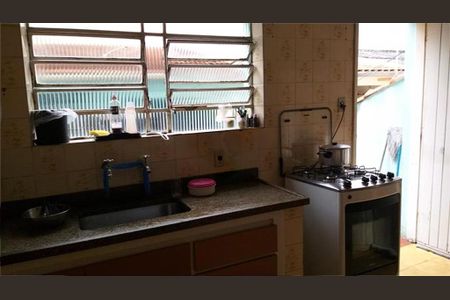 Casa à venda com 2 quartos, 102m² em Campo Belo, São Paulo