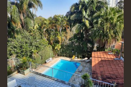 Casa à venda com 600m², 5 quartos e 4 vagas