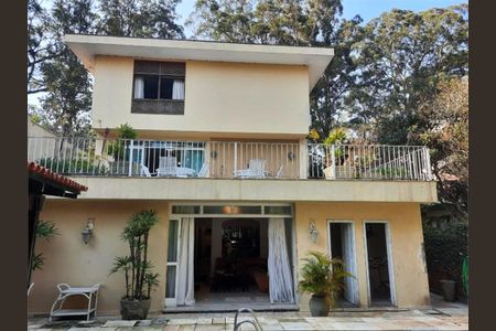 Casa à venda com 600m², 5 quartos e 4 vagas