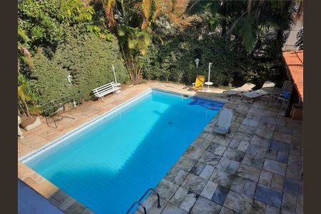 Casa à venda com 600m², 5 quartos e 4 vagas