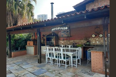 Casa à venda com 600m², 5 quartos e 4 vagas