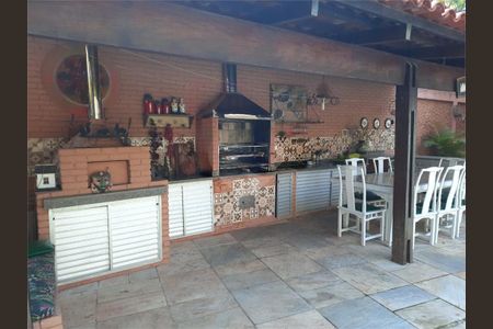 Casa à venda com 600m², 5 quartos e 4 vagas