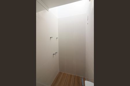 Casa à venda com 66m², 2 quartos e 1 vaga Casa à venda com 66m², 2 quartos e 1 vagaBanheiro Social