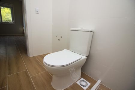 Casa à venda com 66m², 2 quartos e 1 vaga Casa à venda com 66m², 2 quartos e 1 vagaBanheiro da Suíte