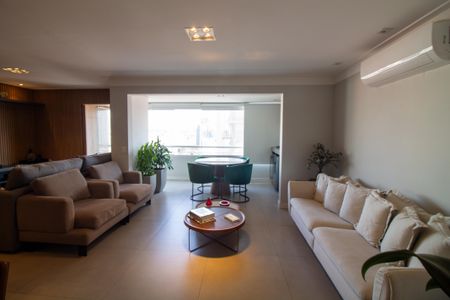 Apartamento à venda com 116m², 3 quartos e 2 vagasSala