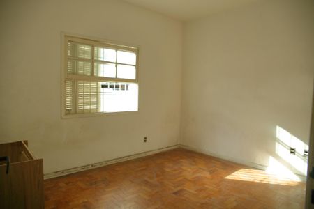 Casa à venda com 250m², 2 quartos e sem vagaQuarto 2