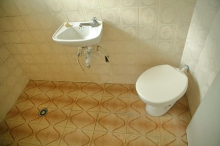 Casa à venda com 250m², 2 quartos e sem vagaBanheiro Social 2