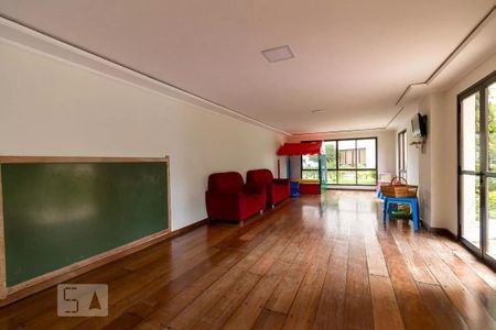 Apartamento para alugar com 186m², 4 quartos e 2 vagas Apartamento para alugar com 186m², 4 quartos e 2 vagasBrinquedoteca