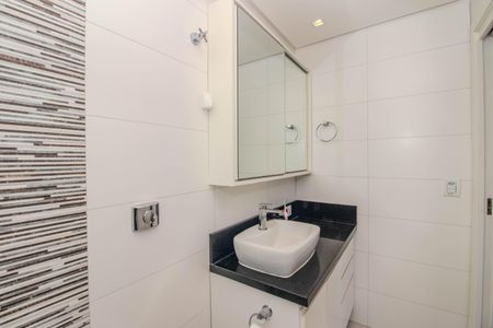 Apartamento à venda com 135m², 2 quartos e 1 vaga Apartamento à venda com 135m², 2 quartos e 1 vagaBanheiro da Suíte