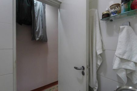 Casa à venda com 80m², 2 quartos e 1 vaga Casa à venda com 80m², 2 quartos e 1 vagaBanheiro