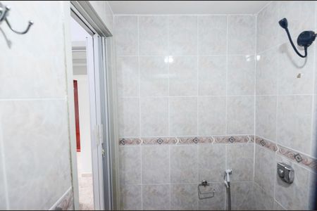 Apartamento à venda com 54m², 2 quartos e 1 vagaBanheiro Social