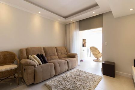 Sala de apartamento à venda com 3 quartos, 74m² em Vila das Merces, São Paulo