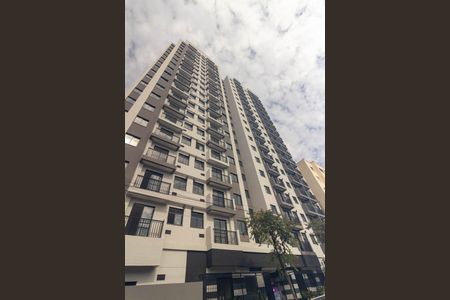 Apartamento à venda com 27m², 1 quarto e sem vaga Apartamento à venda com 27m², 1 quarto e sem vagaFachada