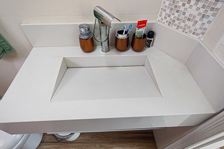 Casa de condomínio para alugar com 540m², 4 quartos e 4 vagas Casa de condomínio para alugar com 540m², 4 quartos e 4 vagasBanheiro Social 2