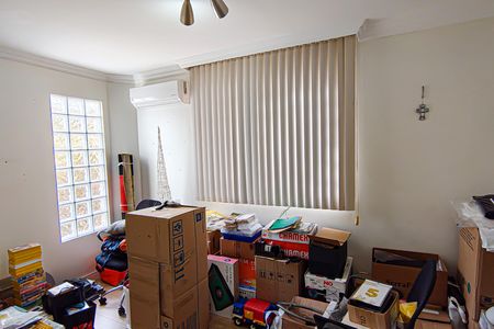 Casa de condomínio para alugar com 540m², 4 quartos e 4 vagas Casa de condomínio para alugar com 540m², 4 quartos e 4 vagasEscritório