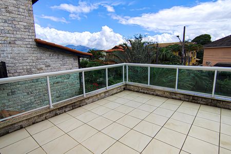 Casa de condomínio para alugar com 540m², 4 quartos e 4 vagas Casa de condomínio para alugar com 540m², 4 quartos e 4 vagasVaranda da Suíte 4