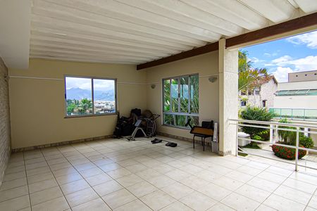 Casa de condomínio para alugar com 540m², 4 quartos e 4 vagas Casa de condomínio para alugar com 540m², 4 quartos e 4 vagasterraço