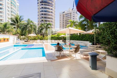 Apartamento para alugar com 69m², 2 quartos e 1 vaga Apartamento para alugar com 69m², 2 quartos e 1 vagaÁrea comum - Piscina