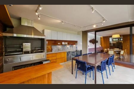Casa à venda com 458m², 4 quartos e 4 vagas