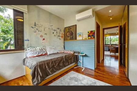 Casa à venda com 458m², 4 quartos e 4 vagas
