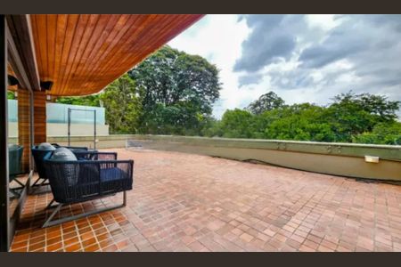 Casa à venda com 458m², 4 quartos e 4 vagas