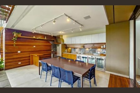 Casa à venda com 458m², 4 quartos e 4 vagas