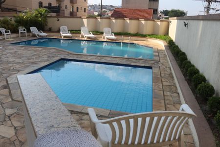 Apartamento à venda com 65m², 2 quartos e 1 vagaÁrea comum - Piscina