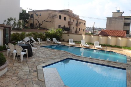 Apartamento à venda com 65m², 2 quartos e 1 vagaÁrea comum - Piscina