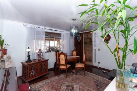 Casa de condomínio à venda com 229m², 4 quartos e 2 vagasSala