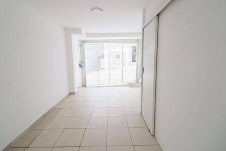 Casa à venda com 123m², 2 quartos e 1 vagaGaragem