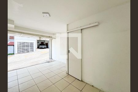 Casa de condomínio à venda com 124m², 2 quartos e 1 vaga Casa de condomínio à venda com 124m², 2 quartos e 1 vagaGaragem