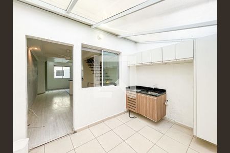 Casa de condomínio à venda com 124m², 2 quartos e 1 vaga Casa de condomínio à venda com 124m², 2 quartos e 1 vagaÁrea de Serviço