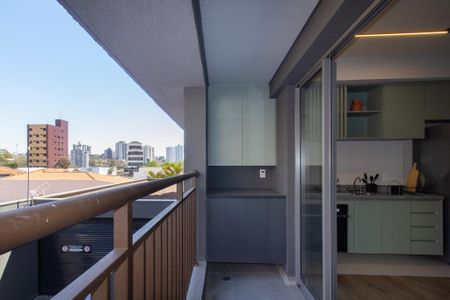 Apartamento à venda com 43m², 1 quarto e 1 vaga Apartamento à venda com 43m², 1 quarto e 1 vagaVaranda