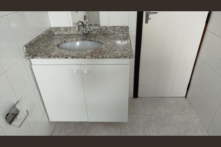Casa à venda com 240m², 4 quartos e 3 vagas Casa à venda com 240m², 4 quartos e 3 vagasBanheiro 2 - Suite