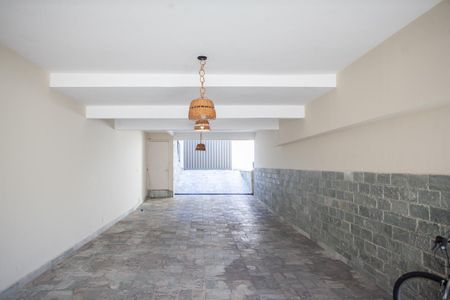 Casa à venda com 220m², 3 quartos e 7 vagasGaragem