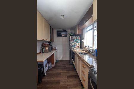 Apartamento à venda com 178m², 3 quartos e 2 vagas Apartamento à venda com 178m², 3 quartos e 2 vagasCozinha