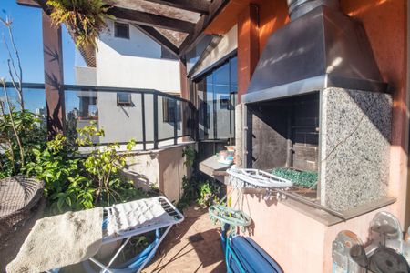 Apartamento à venda com 178m², 3 quartos e 2 vagas Apartamento à venda com 178m², 3 quartos e 2 vagasÁrea comum - Churrasqueira