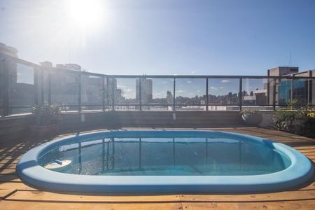 Apartamento à venda com 178m², 3 quartos e 2 vagas Apartamento à venda com 178m², 3 quartos e 2 vagasPiscina