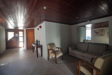 Apartamento à venda com 178m², 3 quartos e 2 vagas Apartamento à venda com 178m², 3 quartos e 2 vagasHall de entrada