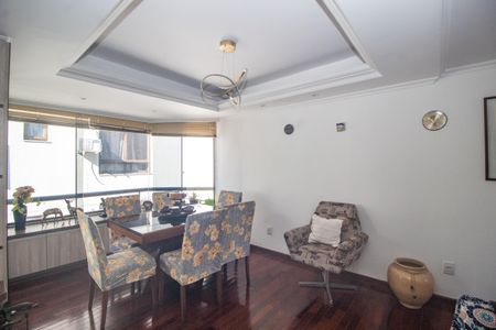 Apartamento à venda com 178m², 3 quartos e 2 vagas Apartamento à venda com 178m², 3 quartos e 2 vagasSala