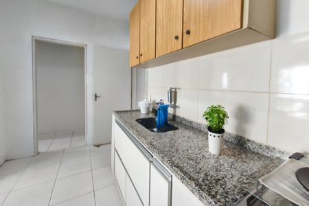 Casa à venda com 180m², 4 quartos e 2 vagas Casa à venda com 180m², 4 quartos e 2 vagasCozinha