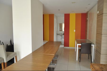 Apartamento à venda com 68m², 3 quartos e 1 vagaÁrea comum