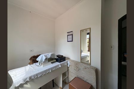 Casa à venda com 147m², 3 quartos e 3 vagas Casa à venda com 147m², 3 quartos e 3 vagasQuarto 2