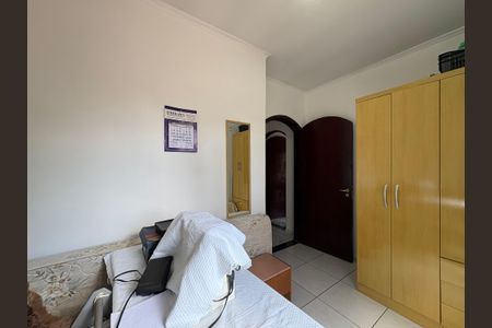 Casa à venda com 147m², 3 quartos e 3 vagas Casa à venda com 147m², 3 quartos e 3 vagasQuarto 2